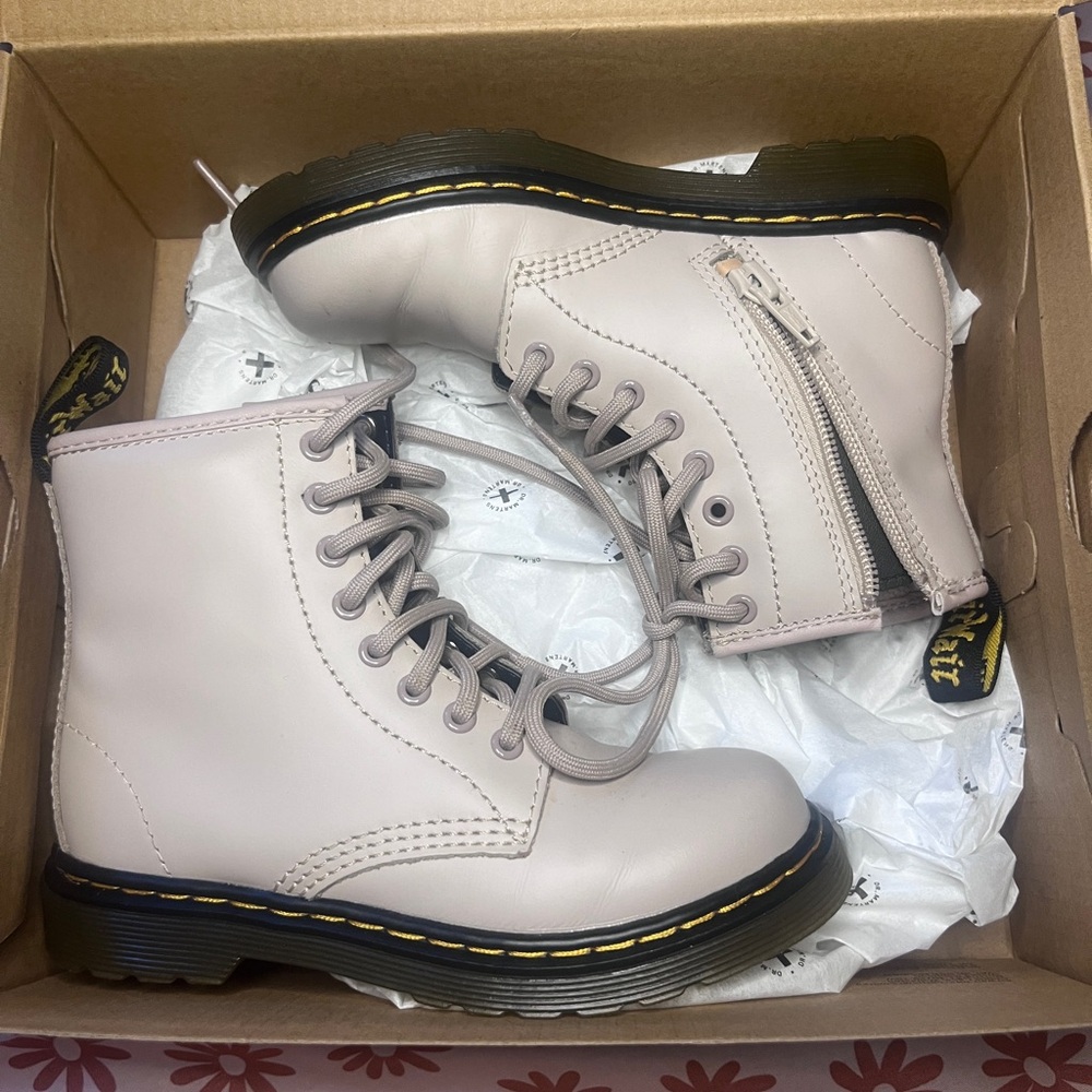 Dr Martens Toddler size 11c
